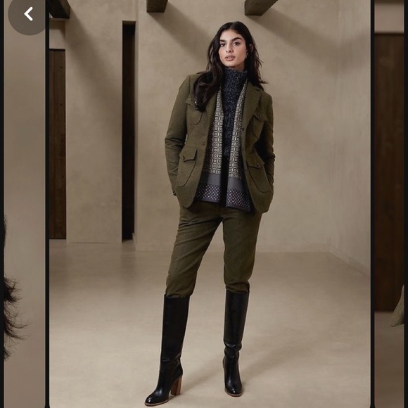 Women's Expedition Blazer by Banana Republic - Picture 3 of 8